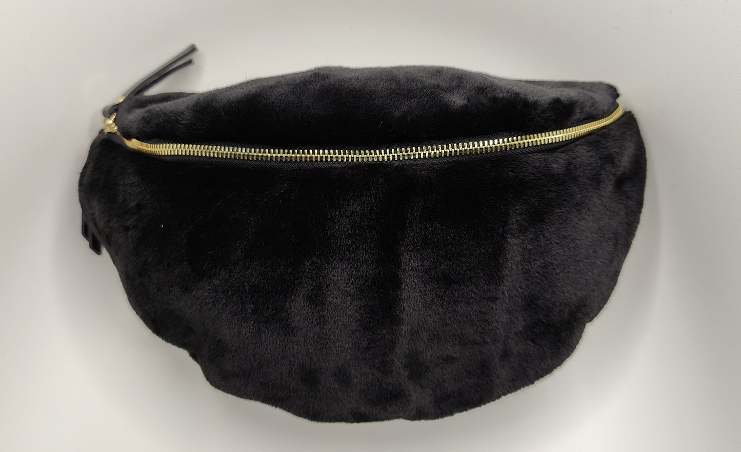 Crossbody buiktas fluffy XL zwart